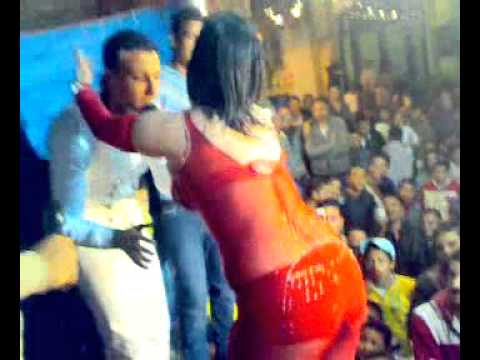 الساحر حسن علاء الدين والنجمه اليسا فى فرح شعبى جاااااااااااااااامد