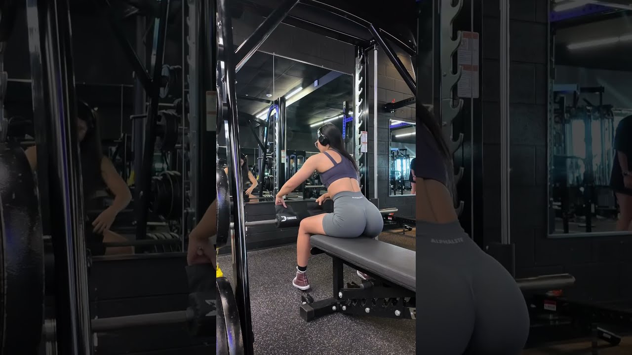 How To Set Up Hip Thrusts Or Kas Glute Bridges On The Smith Machine Smithmachine Gluteworkout