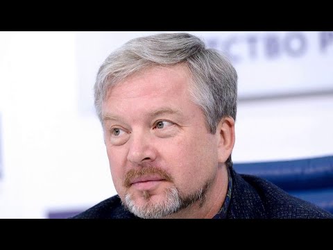 Час назад... Валдис Пельш...