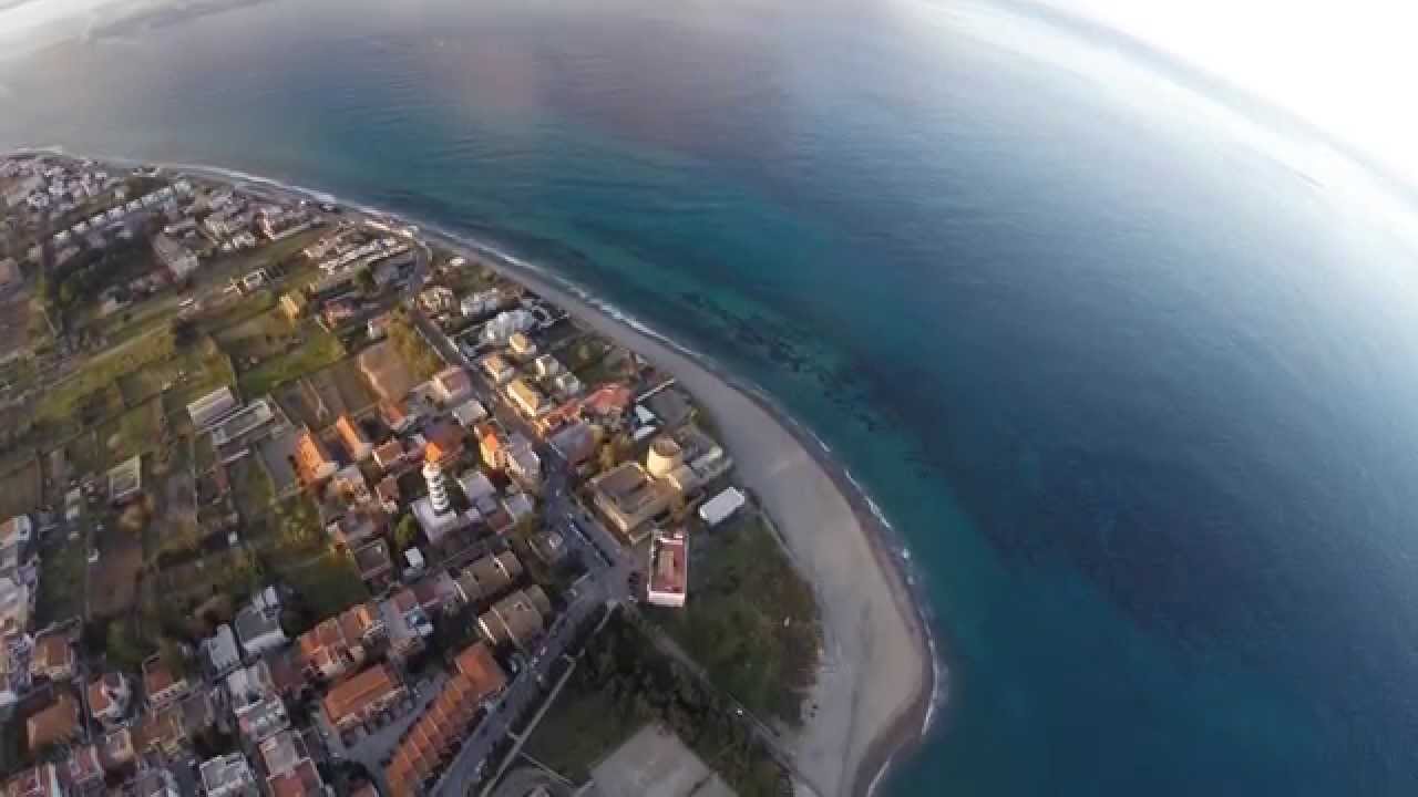 DJI Phantom 2 Torre Faro Pilone Messina hovering at 988 feet 301 meters
