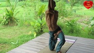 Vatayanasana (window posture)