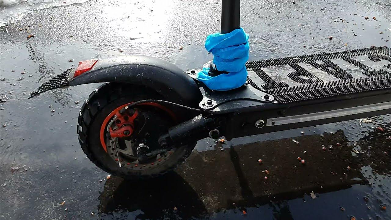 Упор для ноги на kugoo max speed. Эластомерная подвеска на электросамокате. Доработка электросамоката. Тюнинг электросамоката kugoo g1. Доработка электросамоката.