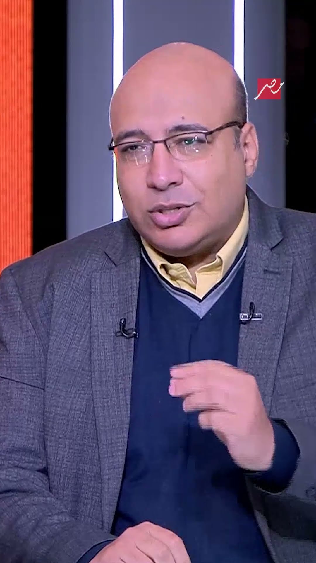 إيهاب الخطيب يحرج خالد طلعت على الهواء ... شكلك بتدور على تريند جديد
