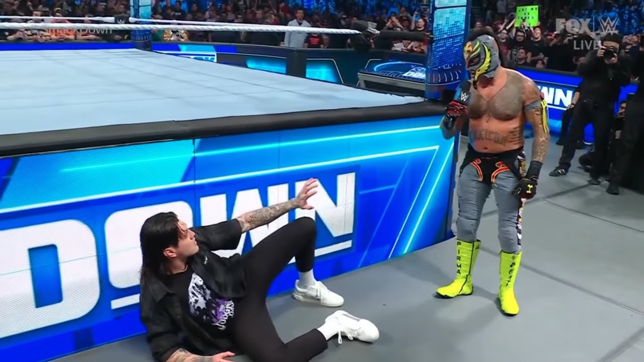 WWE Smackdown 3/24/23 recap, Rey Mysterio punches his son Dominik and ...
