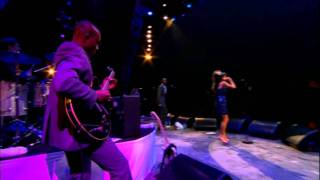 Video thumbnail of "Amy Winehouse (Live Glastonbury Festival 2008) parte 5"