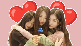 [230203] Gong Yubin Hugging her Members a Compilation 트리플에스 (tripleS) 생일 축하합니다 유빈!!!
