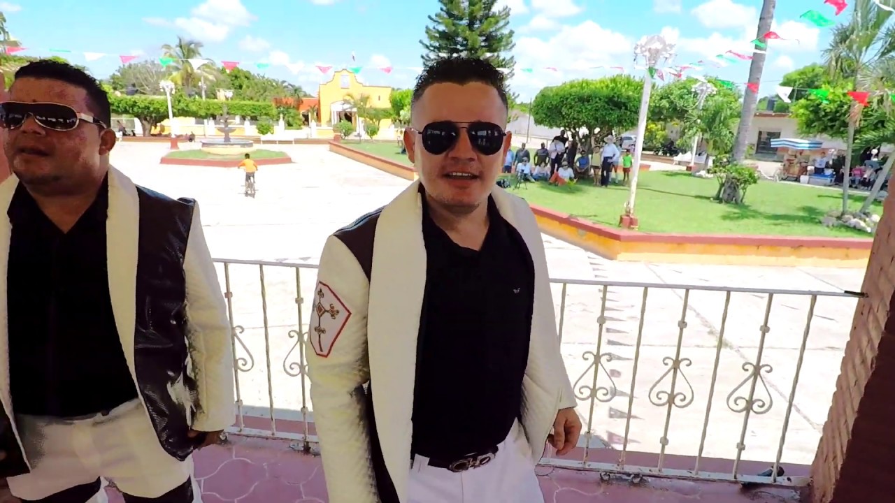 Banda Kora / Hoy La Vi Pasar