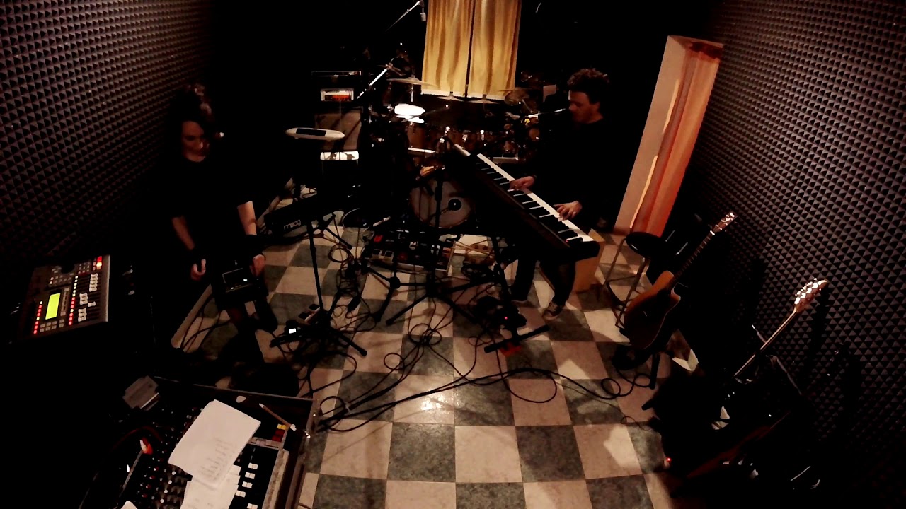 Tears Of Sirens - Disedge LIVE (Anteprima Shiver)