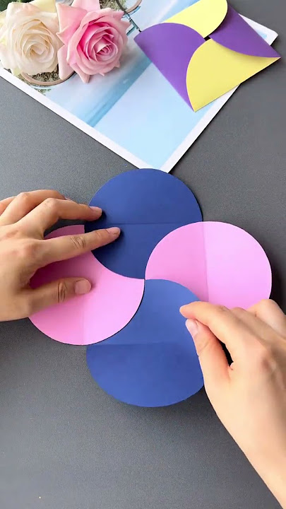 You can use four circles to make a good-looking greeting card for the teacher. It is very simple.