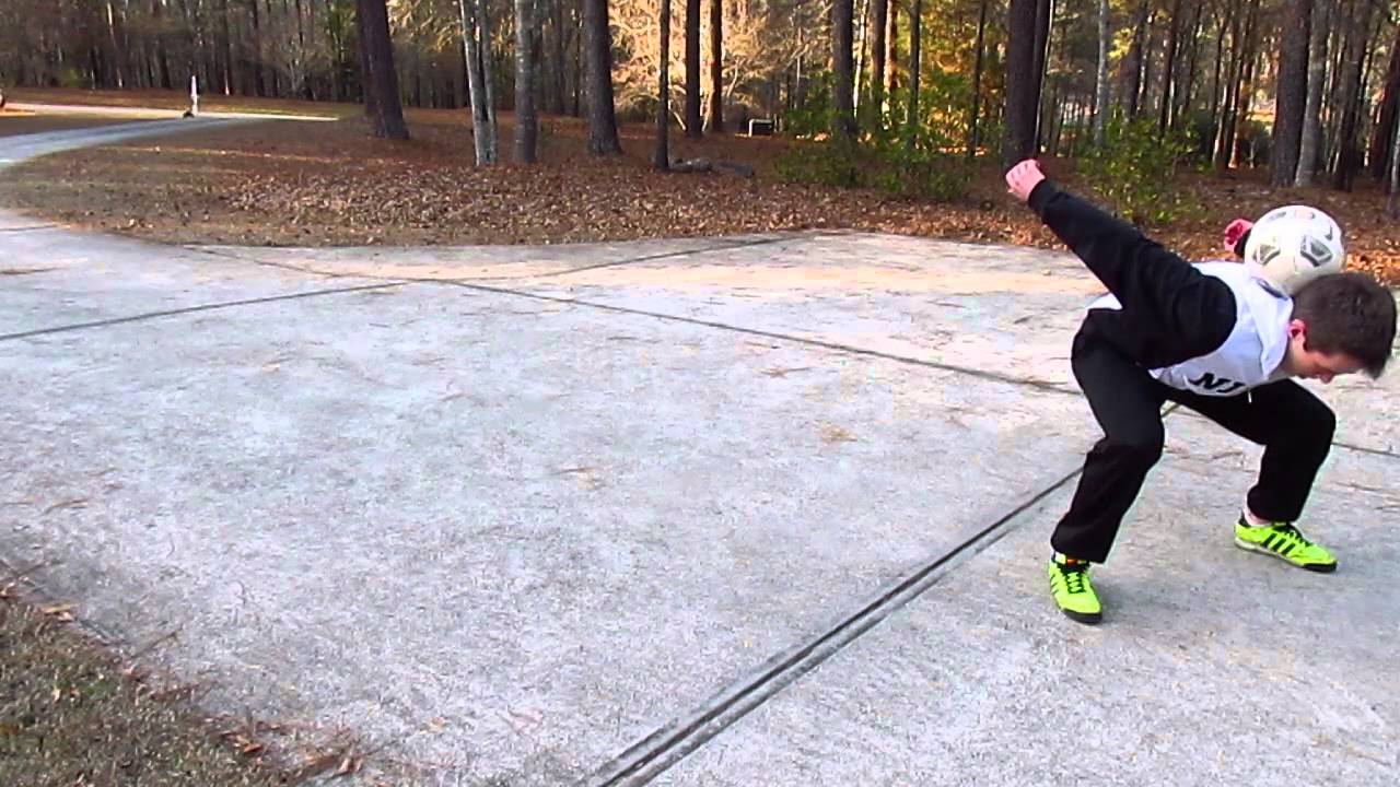 Soccer Juggling {2} YouTube