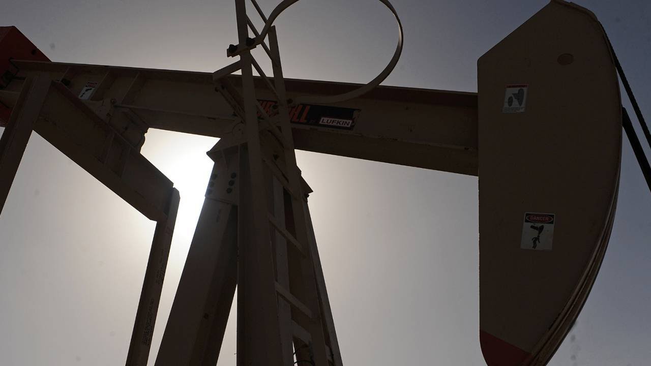 Quarterly Earnings Weakness Due to Big Drop in Energy Earnings