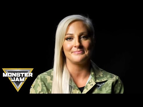 Monster Jam Drivers - 2023 Stadium Series Red - Superstition