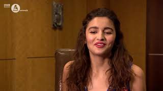Alia Bhatt Farted In Interview Hd