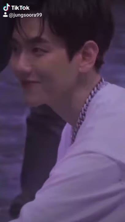 UNTUK ERI YANG SUKA HALU JADI PACAR BAEKHYUN
