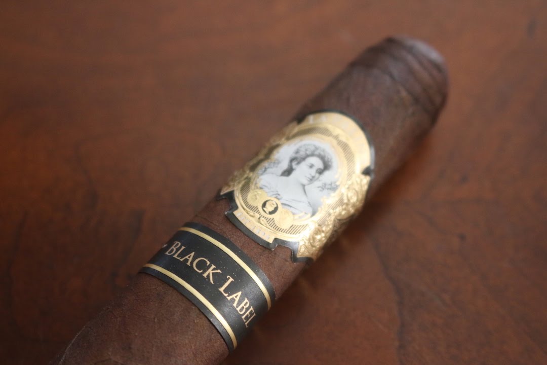 La Palina Black Label Robusto