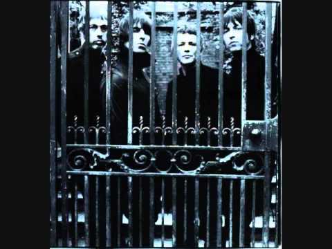 Benru - World Outside My Room Clip (Beady Eye Cover)