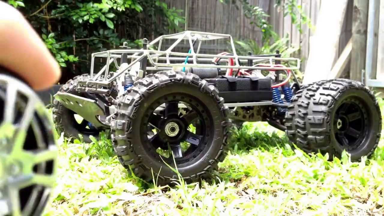 SAVOX SC-1256TG Steering a Emaxx Brushless 3908 (One Servo Only)