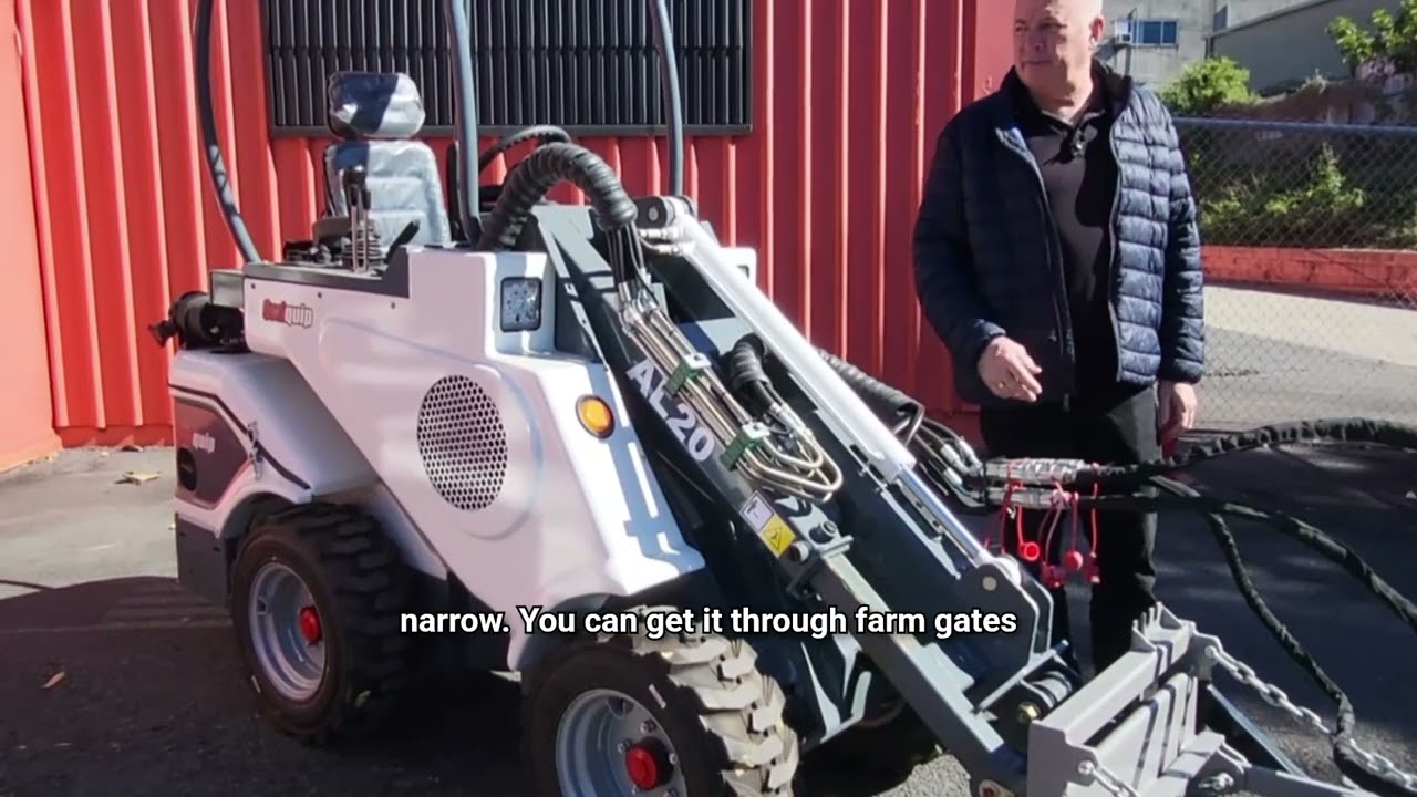 OZZIQUIP AL20 Mini Wheel Loader Demo By Adam from Machinery Direct