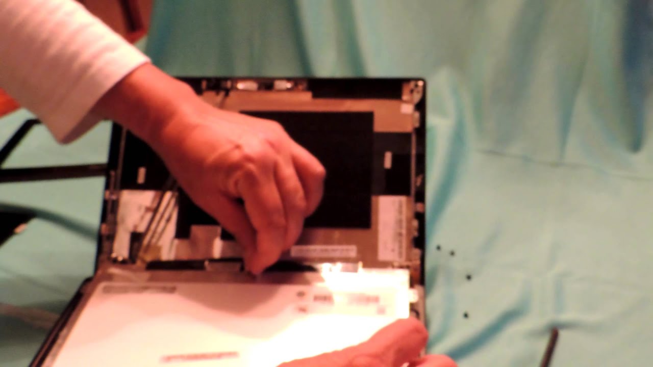 Laptop screen replacement / How to replace laptop screen for Acer