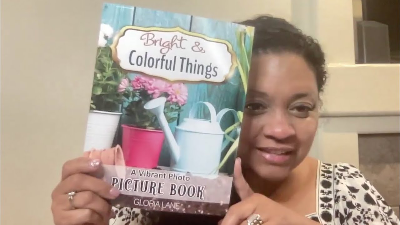 Discover Joy with Bright & Colorful Things - Vibrant Photo Picture Book for Seniors