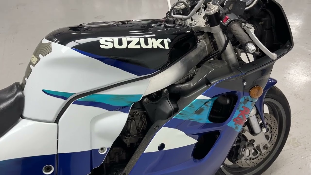 Lot 264 - 1995 Suzuki GSXR1100 WT