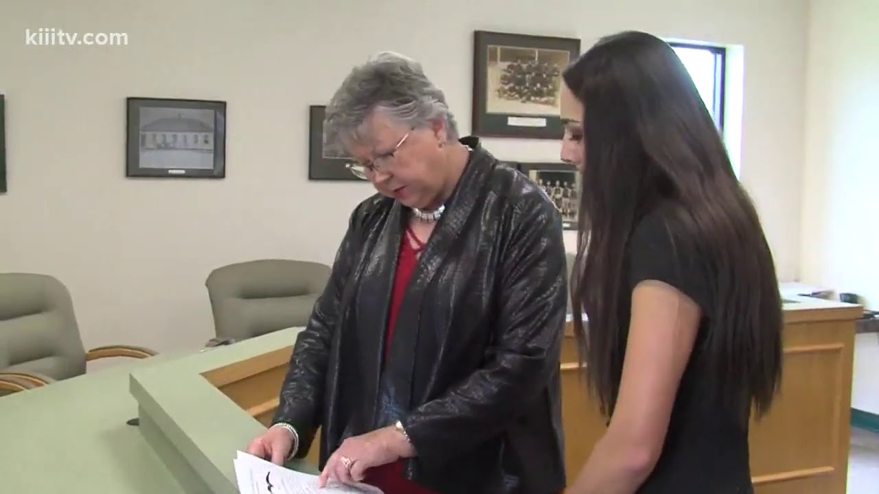 Rabit bat found in Woodsboro Elementary School cafeteria