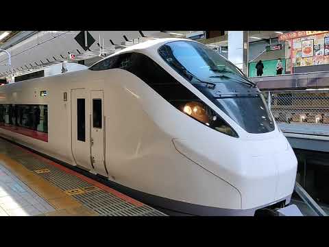 東京駅から特急ひたち発車～かっこいぃです。