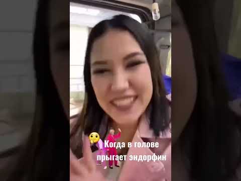 Италянка поет тувинскую песню в маршрутке