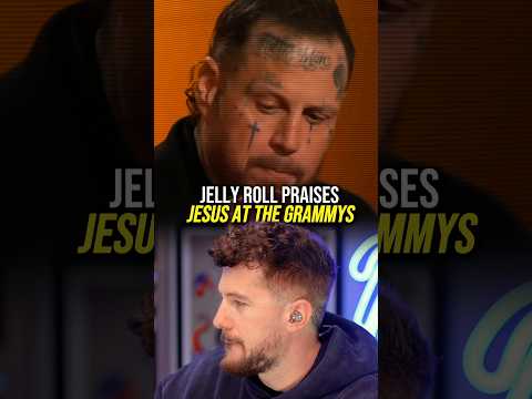 @JellyRoll praises Jesus at the Grammys