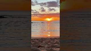 Sleepy Hawaii Sunset With Gentle Ocean Waves Relaxing Beach Sounds For Calm & Serenity