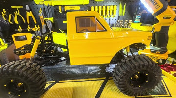 New Redcat Ascent Fusion with new RC4WD 100mm Bilstein shocks.