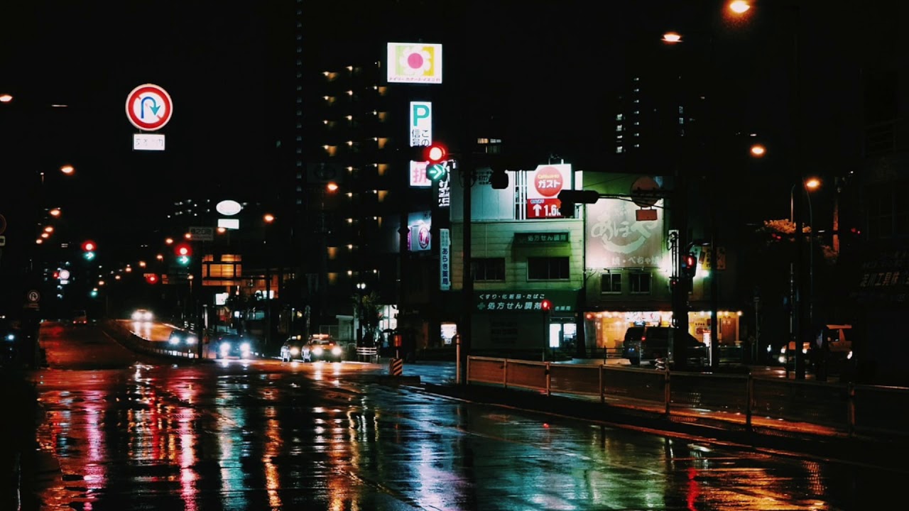 ASMR - Night in the city (rain, thunder, traffic & city sounds...)