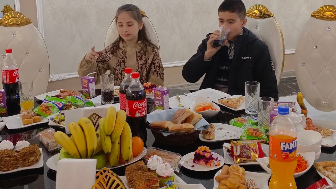 Ресторани Самандар рафтем💃чорабинии хайрияви🤲бади уборкара бинен✅лайк монен👍