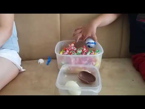 ვხსნით ქინდერებს ჩემს ძმასთან ერთად . Lizi tv