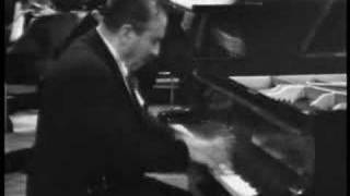 Claudio Arrau - Schumann Piano Concerto 1963 Part 4/4