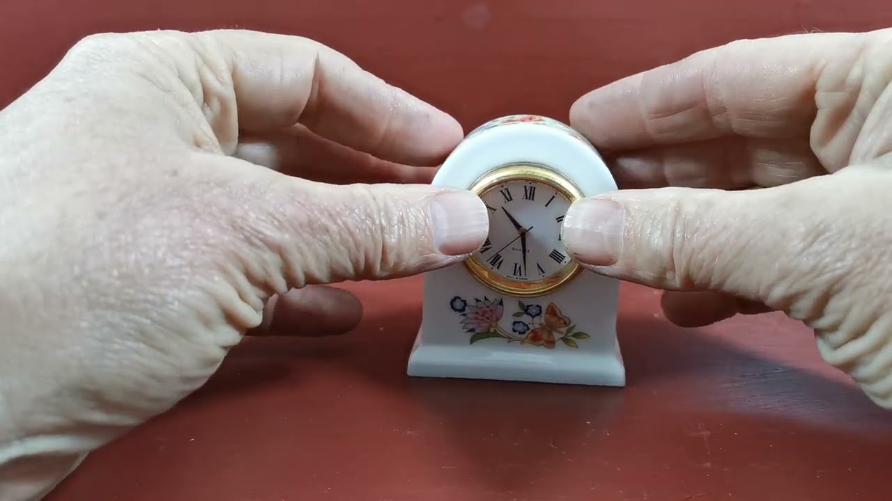 Aynsley China Cottage Garden Minature Mantel Clock - YouTube