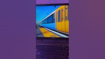 Ro scale railway trainspotting