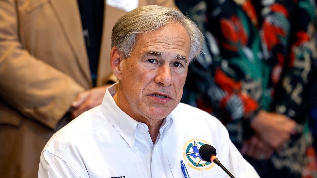 LIVE: Abbott Holds Press Briefing on Texas Flooding - YouTube