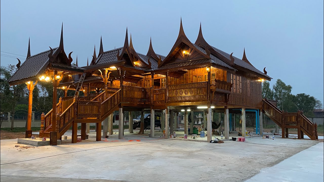 บ้านน็อคดาวน์ ทรงไทย 2 ห้องนอน 1 ห้องโถง 2 ห้องน้ำ 1 ห้องครัว 1ศาลา 1 ชานแดด พร้อมตกแต่งไม้ระแนง