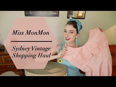My Vintage Wedding; Building a Paper Moon – Miss MonMon