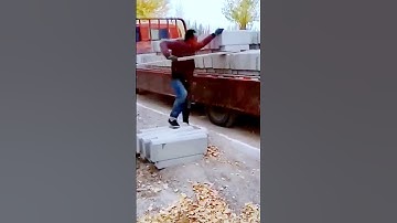 The process of unloading the cement slab = a good method can do more with less