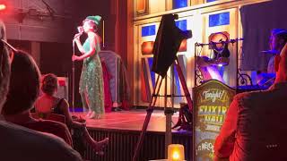 Elixir Hall – Violet Foxx Warms up the Crowd with Mr Blue Sky #disneydestiny