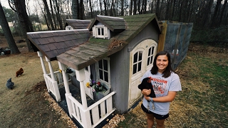 Arriving to “hotlanta” where some backyard chickens are thriving. Check out how we turn a “problem” (excess leaves) into a solution 