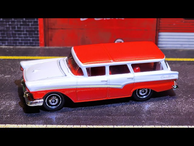 Matchbox Moving Parts 1957 Ford Country Sedan - Rouge - Échelle 1:64 - Neuf 2023