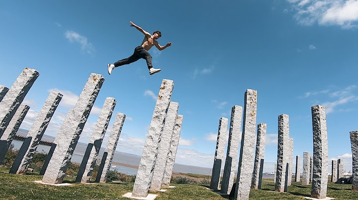 Floor is LAVA Parkour Challenge 🇬🇧
