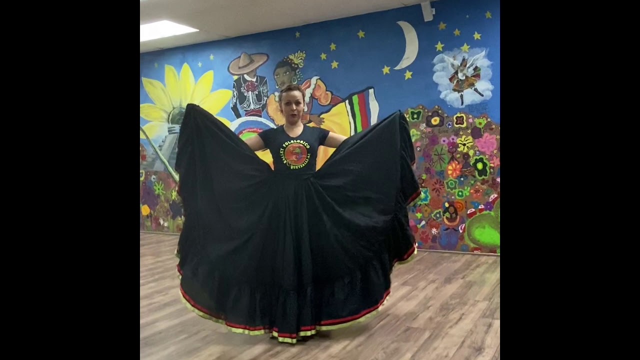 Folklorico Dance Lesson