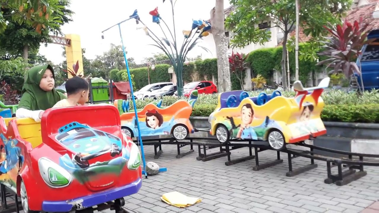 naik kerata api tut tut tuttt.....