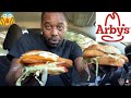 Arby's King's Hawaiian Fish Deluxe Sandwich REVIEW | Arby's Crispy Fish Sandwich