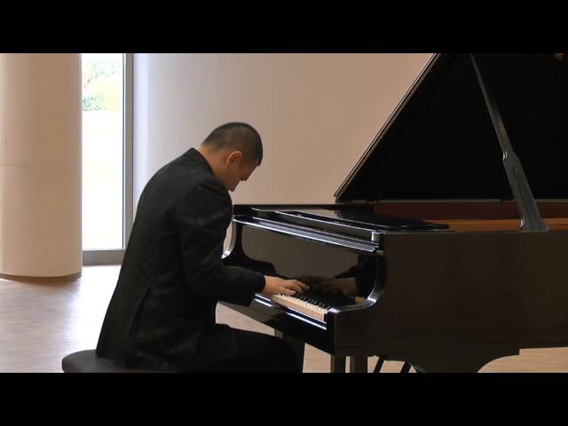 Chiroyli ukrainalik ayollar bilan jinsiy aloqa