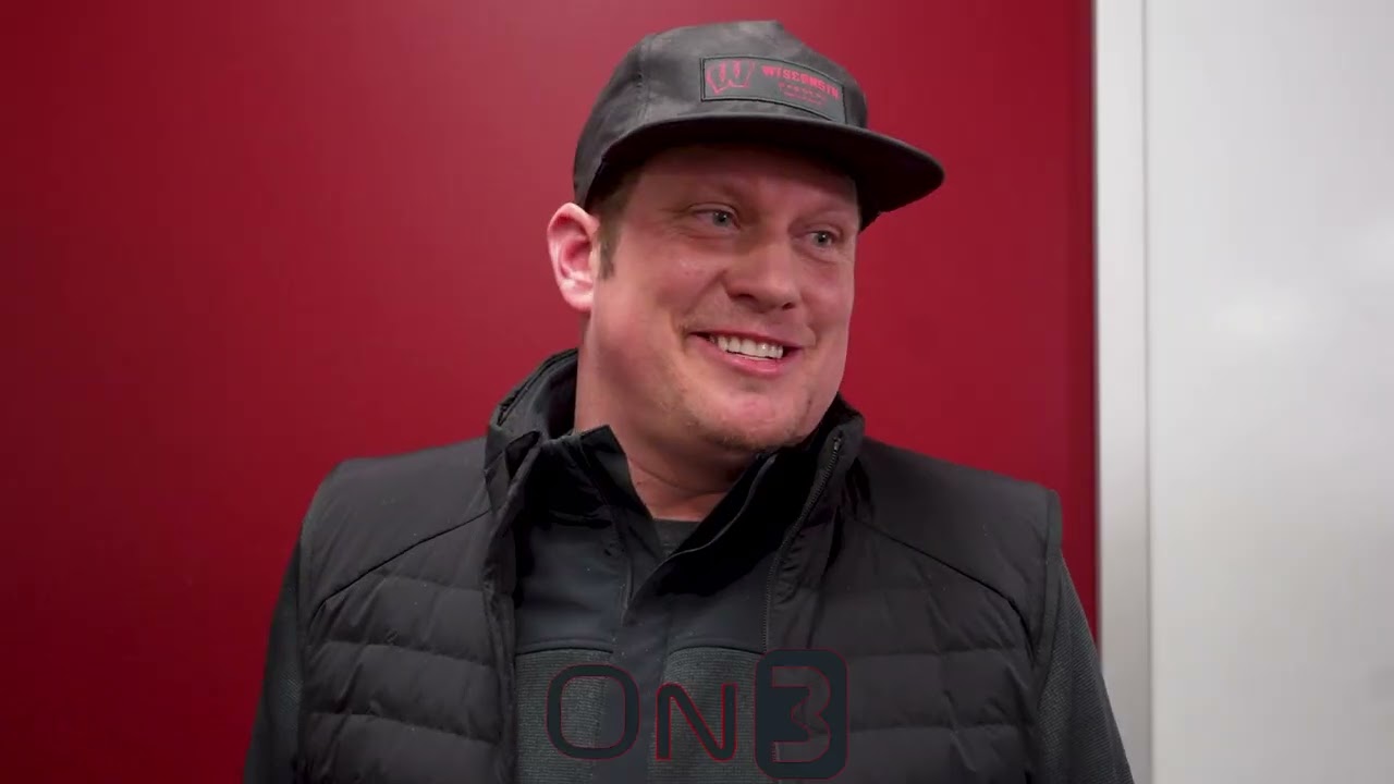 Национальный день автограф-сессий в Висконсине 2026: Пэт Ламберт